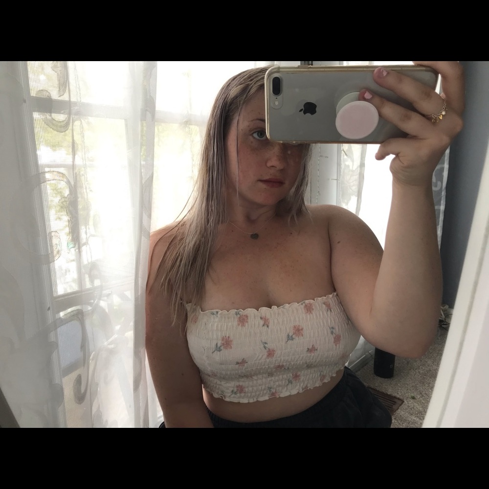 Floral crop top